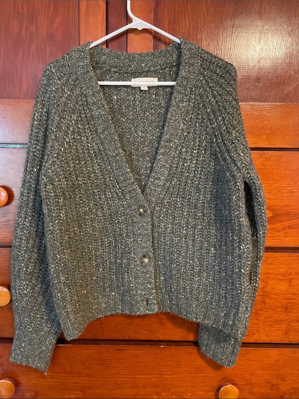 Lucky Brand Olive Green heather T V-Neck Button Cardigan. New with out tags